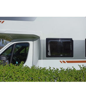 FENSTER 700X450 MM MIT SCHRAUBE PLASTOFORM CARAVAN INTERNATIONAL HORON 84M 2018/2019