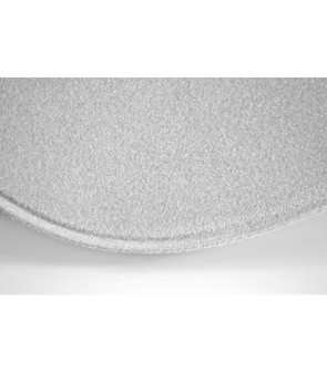 Colchón hinchable con compresor para asientos traseros de coche.