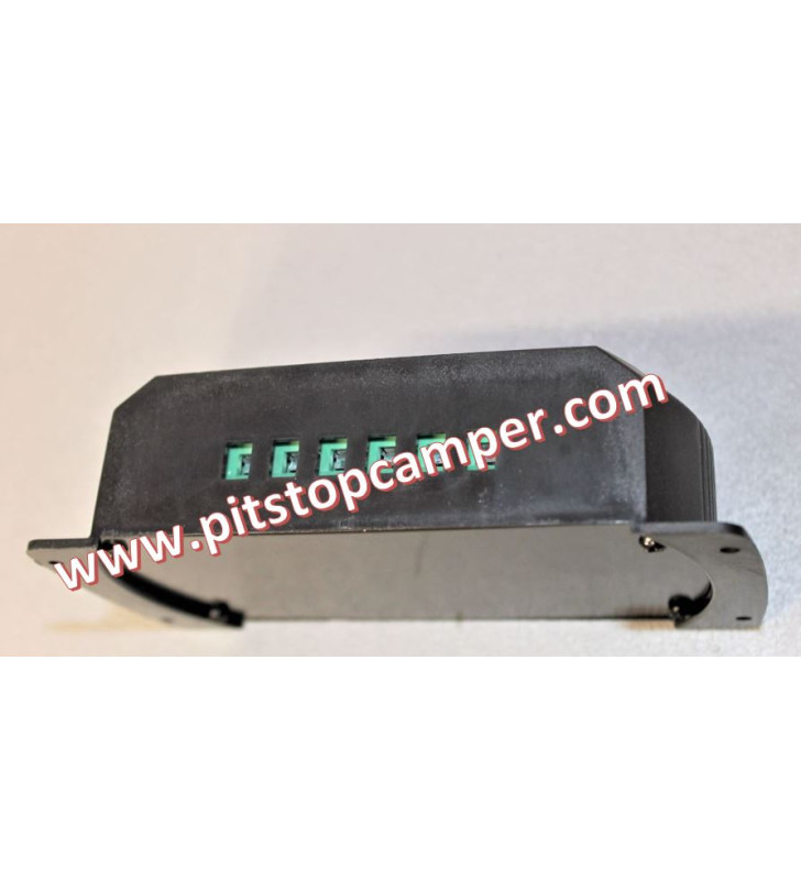 PWM Charge Controller 2 VECHLINE 20A 12 / 24V...