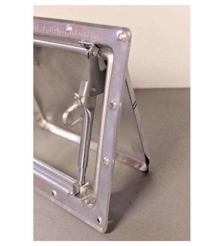 Lanterneau 26,5x21 mm pour fourgon - aluminium...