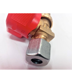 Double cone valve with 8 mm quick coupling and 8 mm double cone fitting