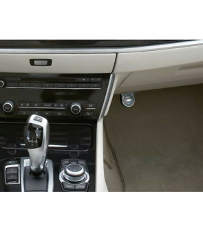 UNIVERSAL 12 / 24V USB SOCKET