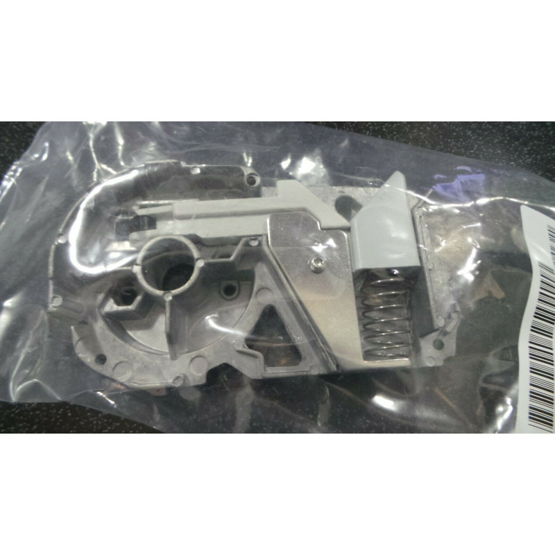 Right mechanism 8000