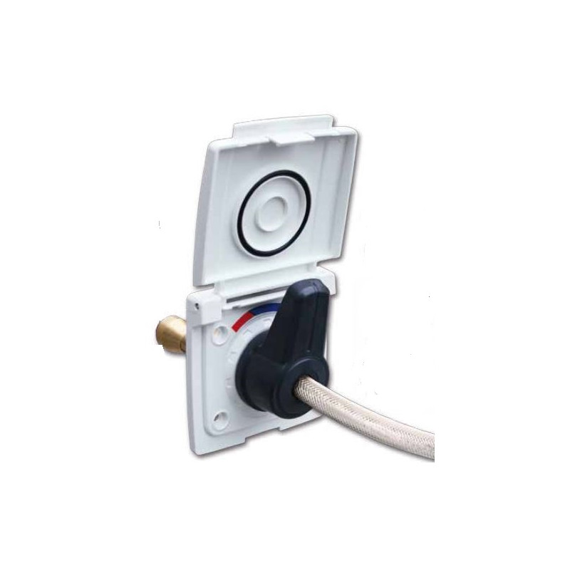 External water connection with hot/cold water...