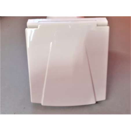 Spina esterna CEE 230 V - 128 x 122