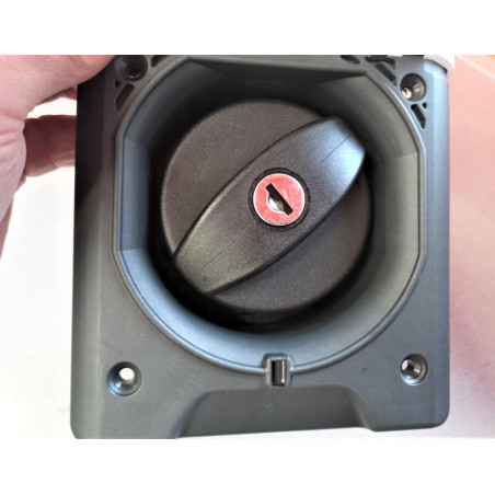 Admission externe pour gasoil avec bouchon gr foncé