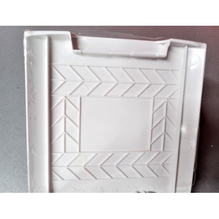 Prise d'eau externe avec bouchon lineT