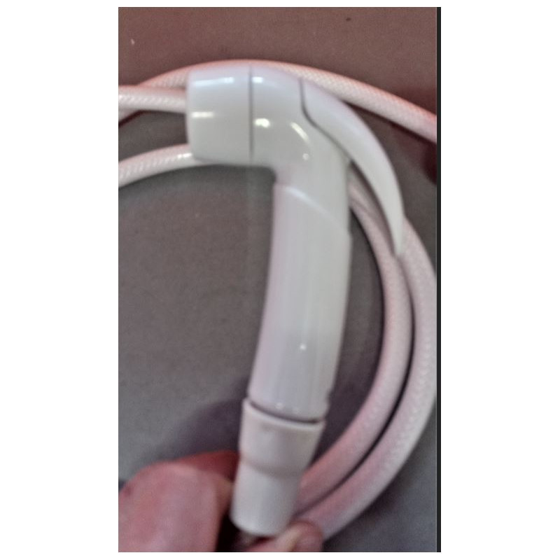 External water connection with hot/cold water...