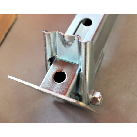 Coppia di Stabilizing Jack 55 LIPPERT 39/55 450kg