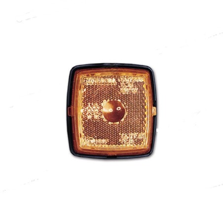 Dimensions 65x62x40 orange