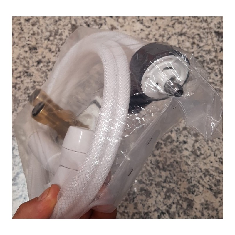 External water connection with hot/cold water...