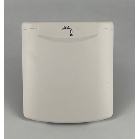 Water filler with cover New