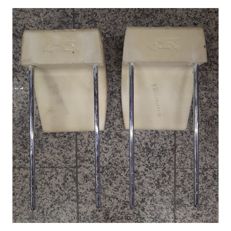 CTA ASSIEME POGGIATESTA SCHIUMATO A PARETE SU...