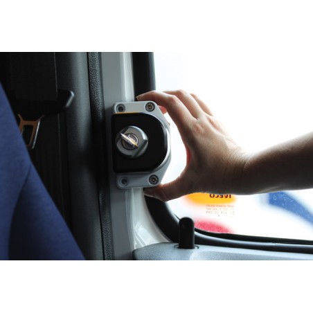 Serratura antifurto per porte cabina