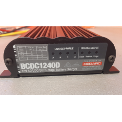 Cargador DC-DC Redarc BCDC1240D MPPT