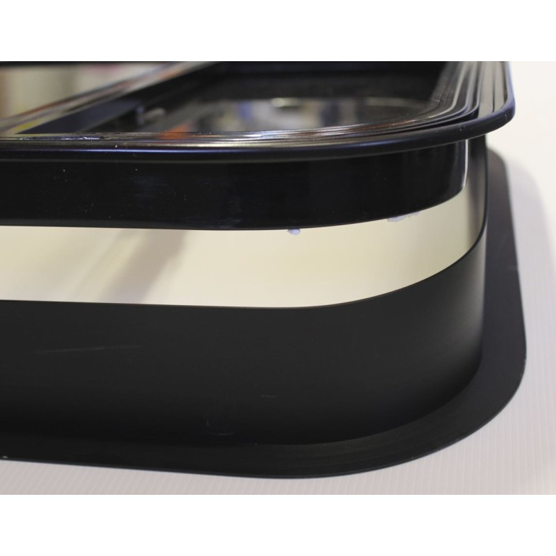 Telaio in alluminio per finestra scorrevole...