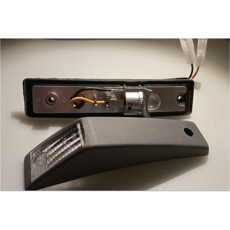 White front clearance light OLSA 05.499.03.01