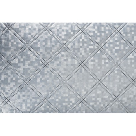 Thermal blackout with magnetic attachments for windscreens and side mirrors