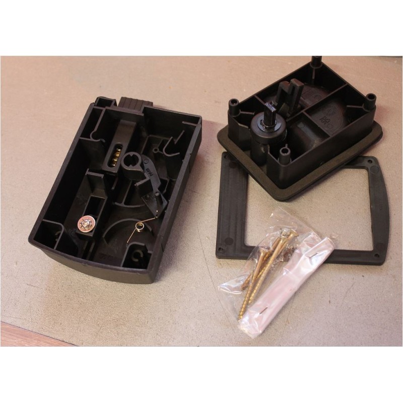 White STS lock KUBUS model for tailgates...