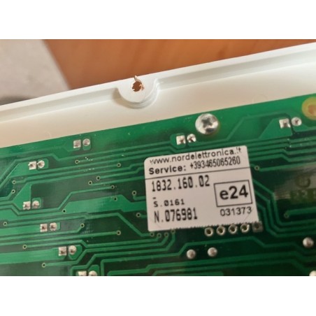 1832.160.02 Panneau de gestion des commandes Nordelettronica spécifique à Font Vendôme