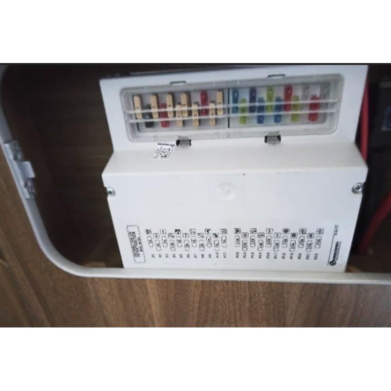 Sicherungshalterplatte mit BDS NE364 TRIGANO...