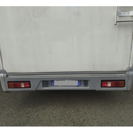 REAR BUMPER TO BE PAINTED RIMOR 2006