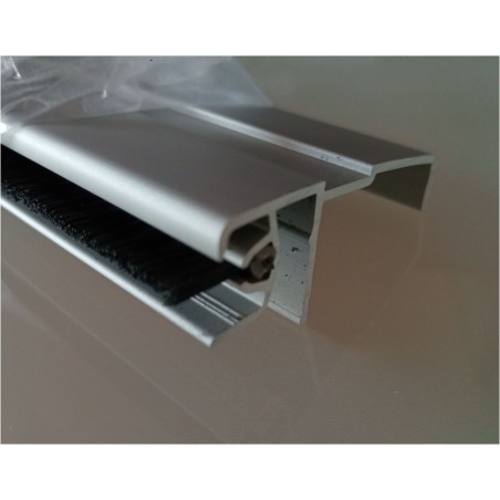 PROTECTION DE MARCHEPIED AVANT THULE V19 - 550 - 1500603230