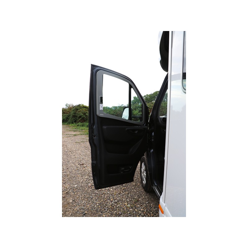 PAIR of Side Blinds from 2019 REMIS IV Cab -...