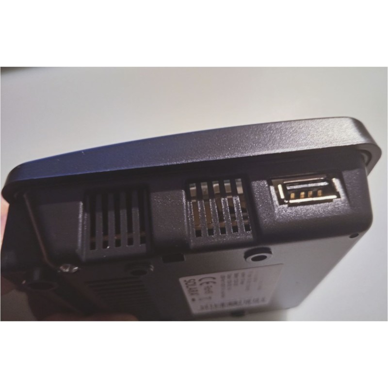 Pantalla para reguladores MPPT Antarion